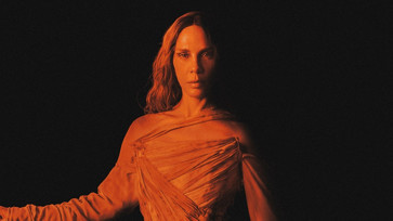 Sertab Erener’in “Kırık Kalpler” Albümü 10. Yılında Yeniden