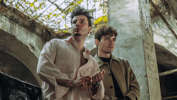 Emrah Karaduman ve Mavi Gri’den Sürpriz İşbirliği!