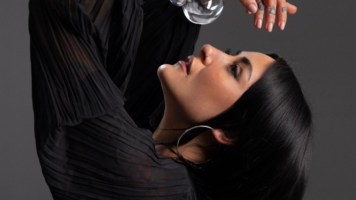 Zamansız Selami Şahin Bestesine Melek Mosso Yorumu