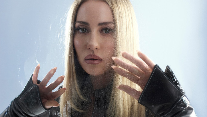 Derya Uluğ’dan Bir Ayrılık Hikayesi: "Hani"